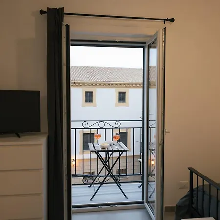 La Casa Di Louis Apartment Palermo Exterior photo